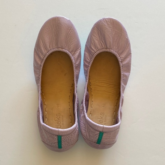Tieks Shoes - Tieks lavender patent leather ballet flats women’s 10 EUC